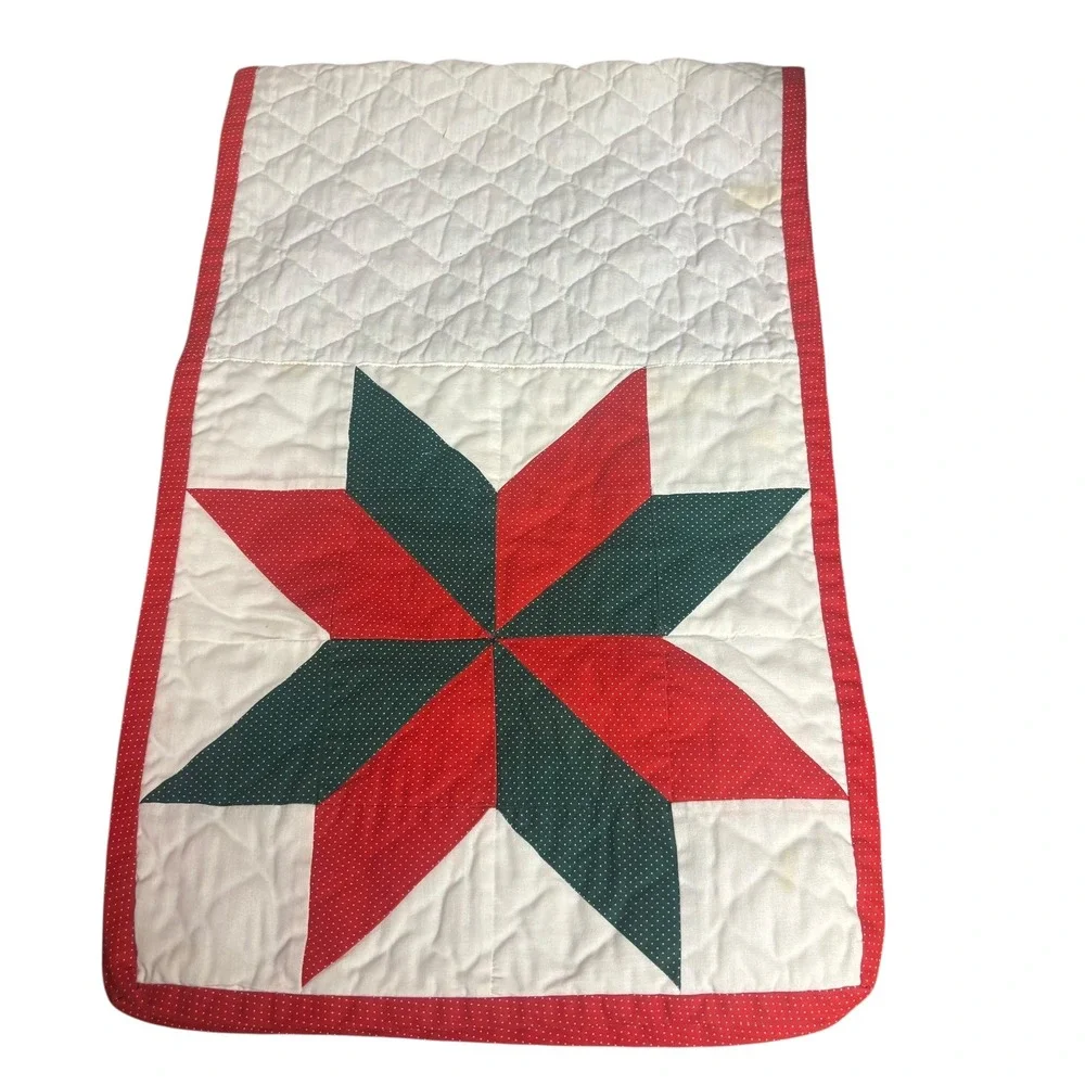 Christmas Quilted Table Runner‎ Star Pattern Red Green White Holiday Decor VTG
